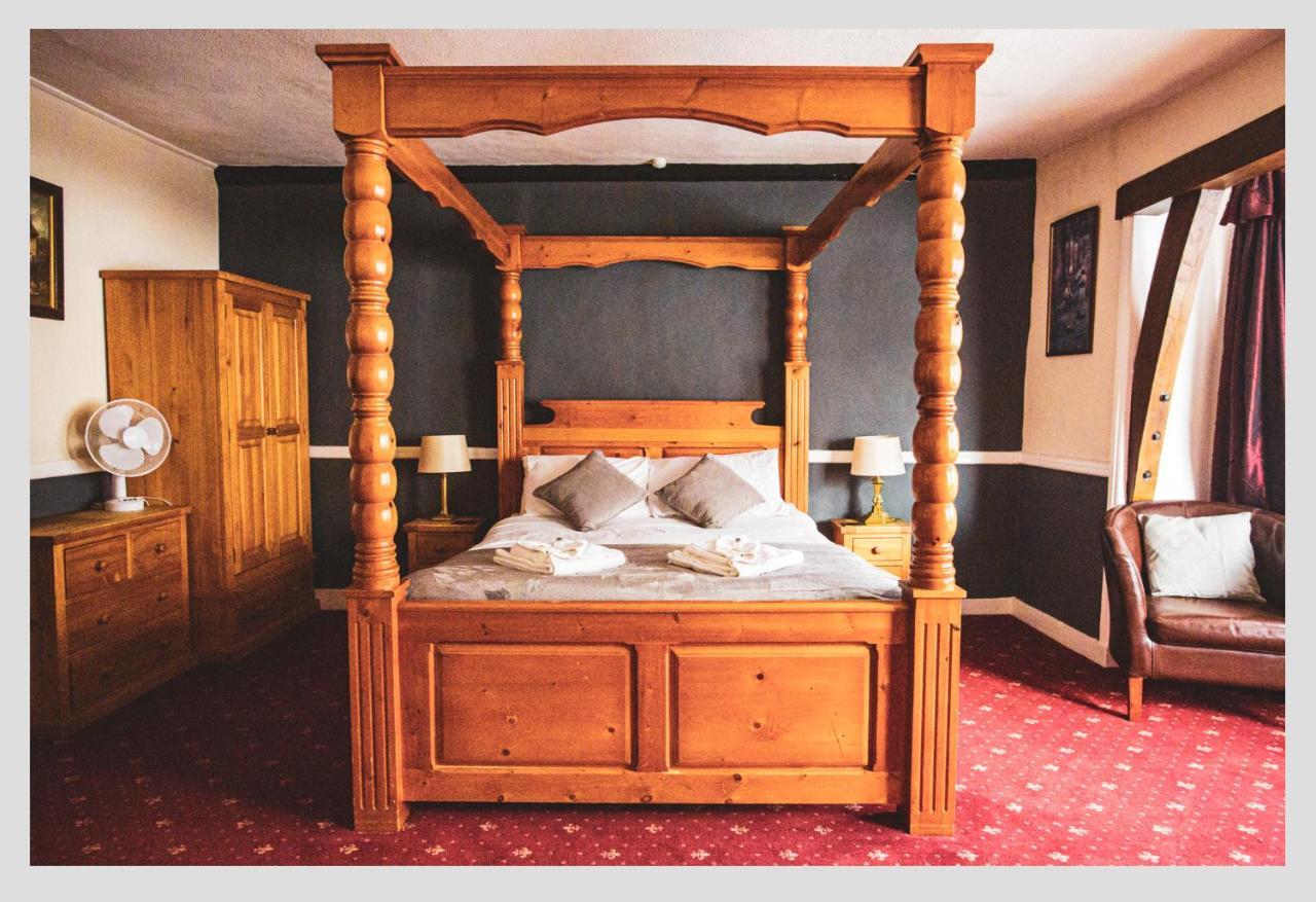 The George Hotel, Dereham Esterno foto