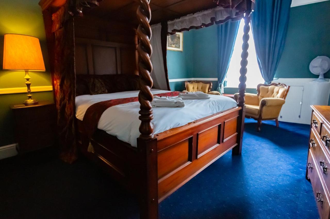 The George Hotel, Dereham Esterno foto