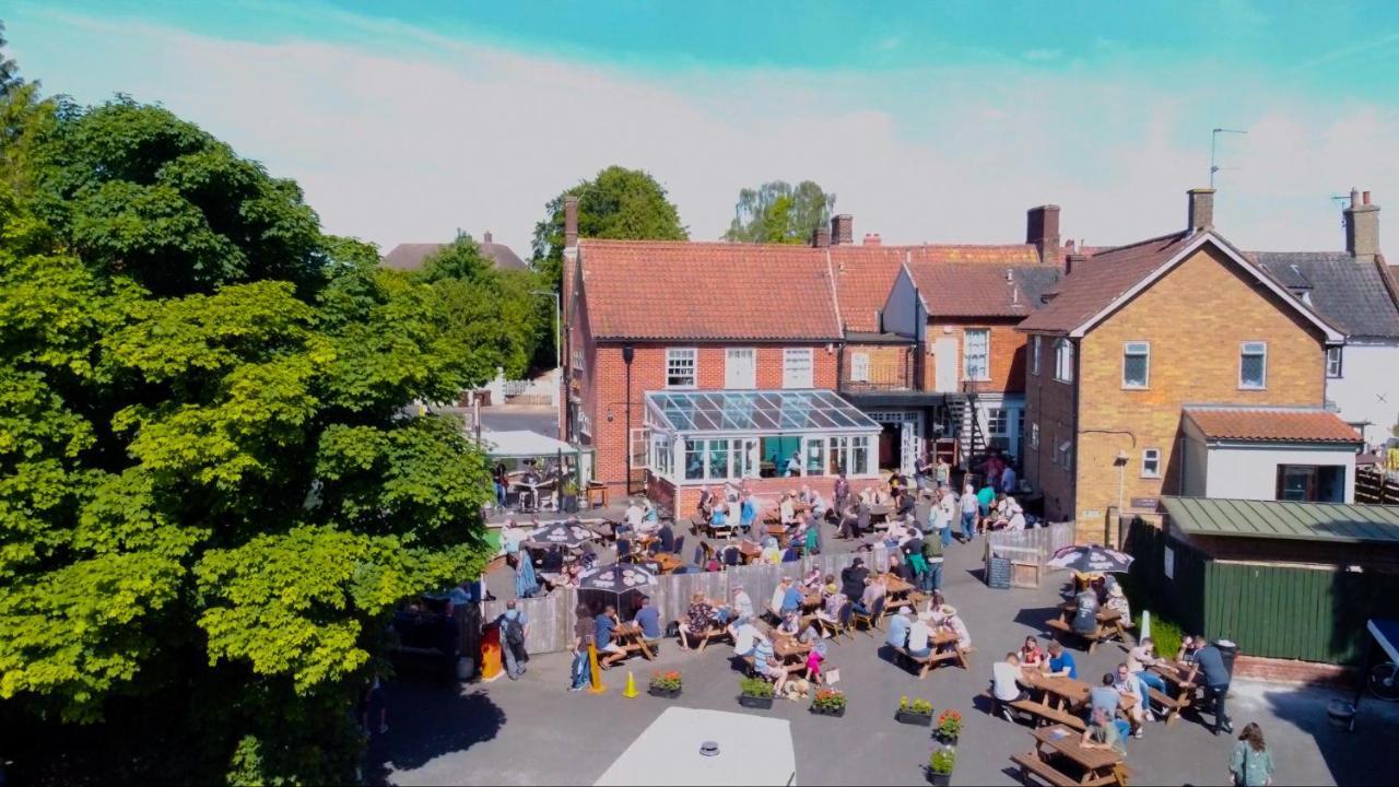 The George Hotel, Dereham Esterno foto
