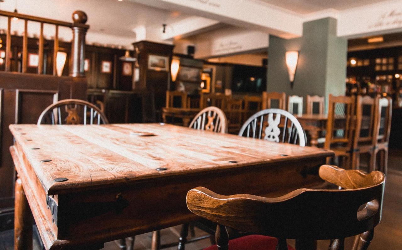 The George Hotel, Dereham Esterno foto